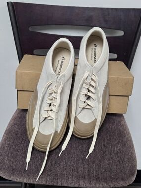 Moonstar Vacummized Bumper Sneakers In Sand Biege And Gumrubber Soles Size 5